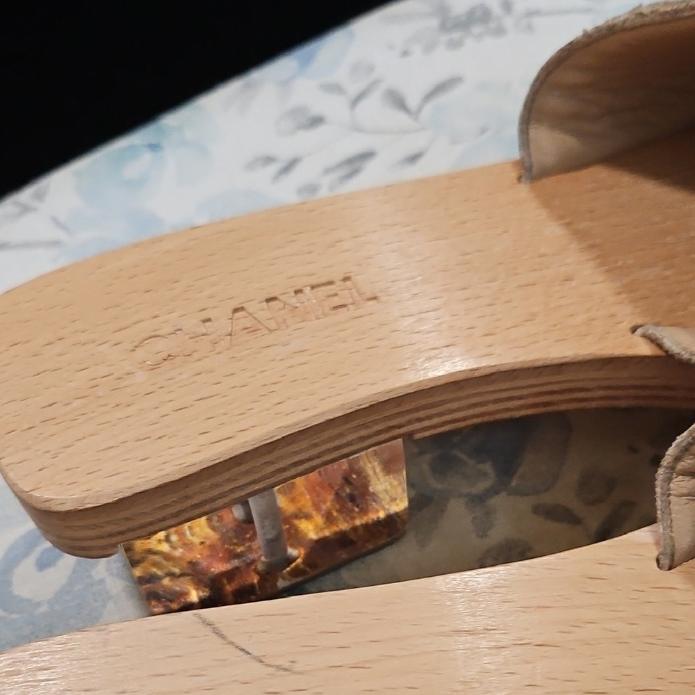 Women's Tan Slide Sandals - Picture 4 of 6
